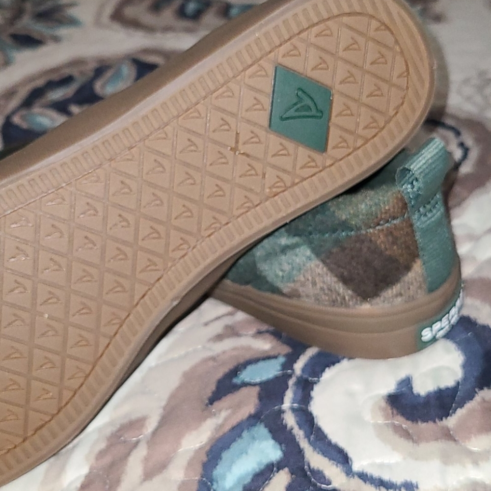 Sperry - Picture 2 of 5